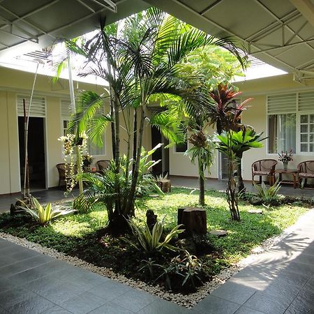 Gondia Guesthouse Jakarta Kültér fotó