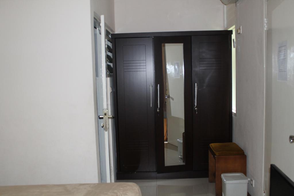 Gondia Guesthouse Jakarta Szoba fotó