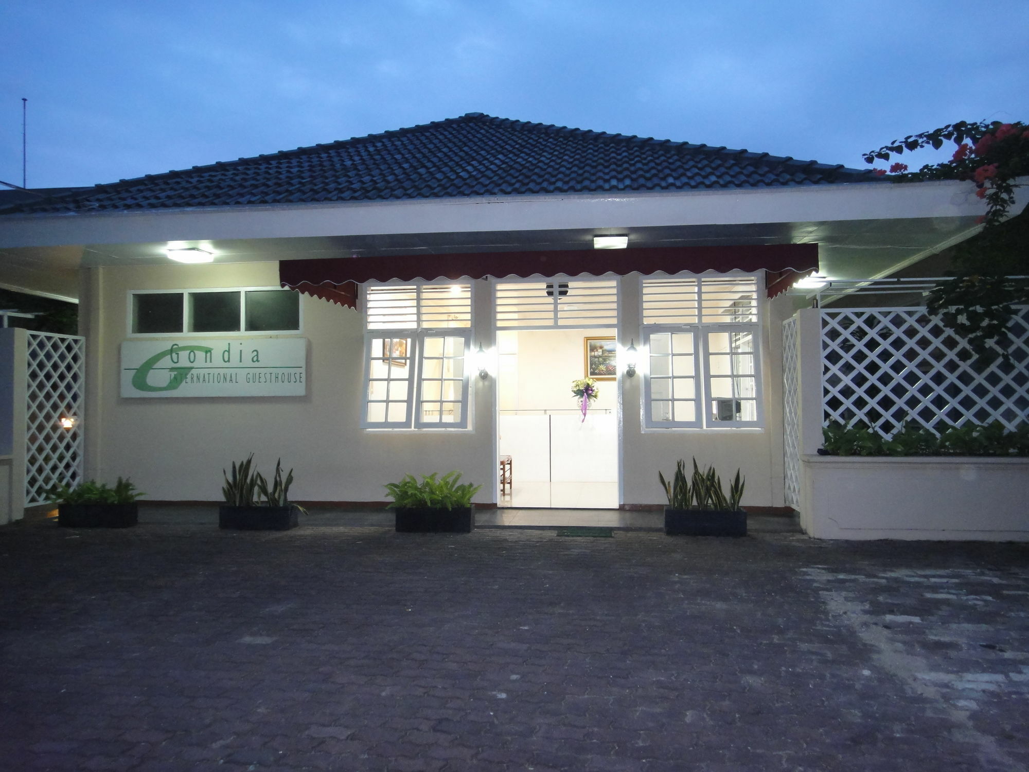 Gondia Guesthouse Jakarta Kültér fotó